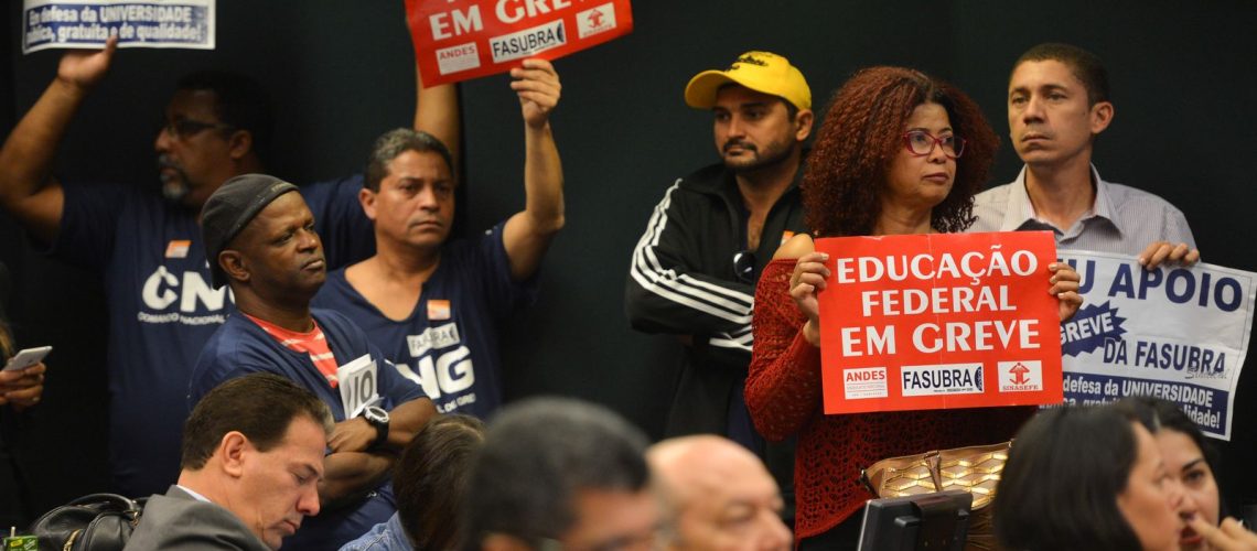1712338028_968065-comissao20de20educaC3A7C3A3o_greve-1023.jpg 1712338028_968065-comissao20de20educaC3A7C3A3o_greve-1023.jpg
