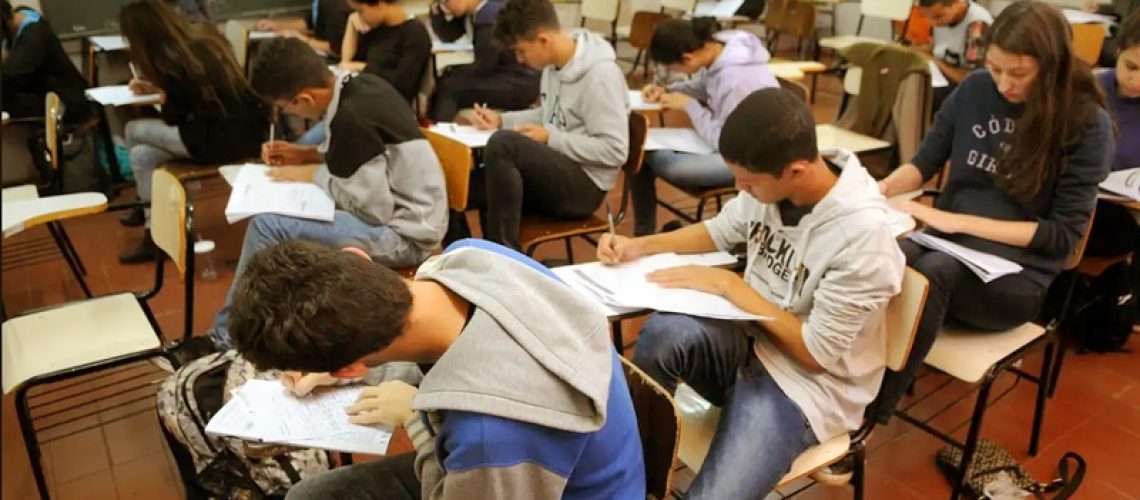 20231127_00_escola_publica_prova.jpg 20231127_00_escola_publica_prova.jpg