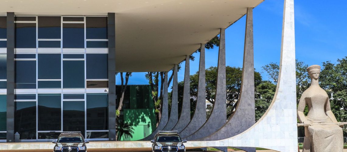 pzzb0243.jpg pzzb0243.jpg